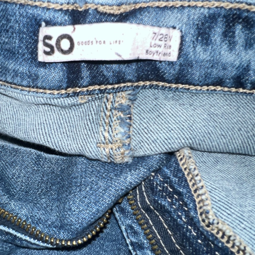 SO Blue Boyfriend Jeans with Classic Stitching